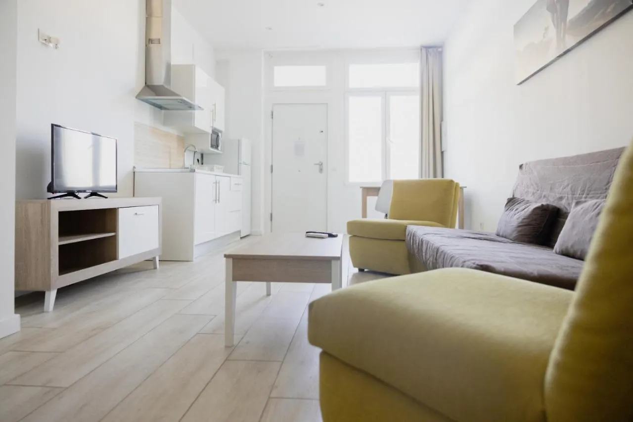 Apartamento Velarde Center One Malaga 0*,  Spain